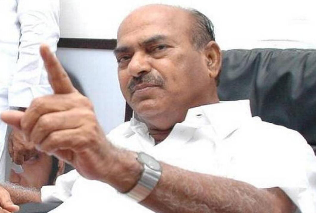 J C Diwakar Reddy Comes Out Of Cocoon Rakes Up Rayala Telangana Again