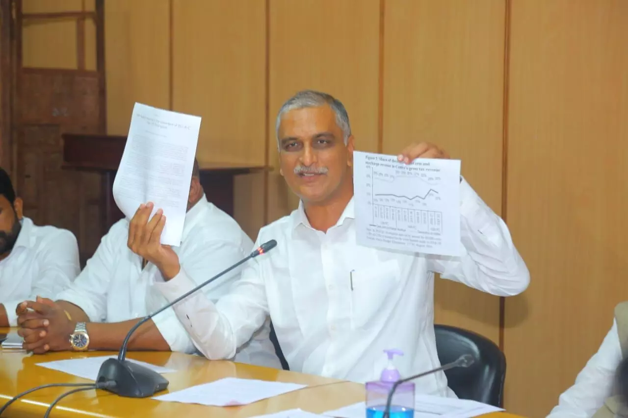 Niti Aayog had only half-truths to KCRs posers: Harish Rao