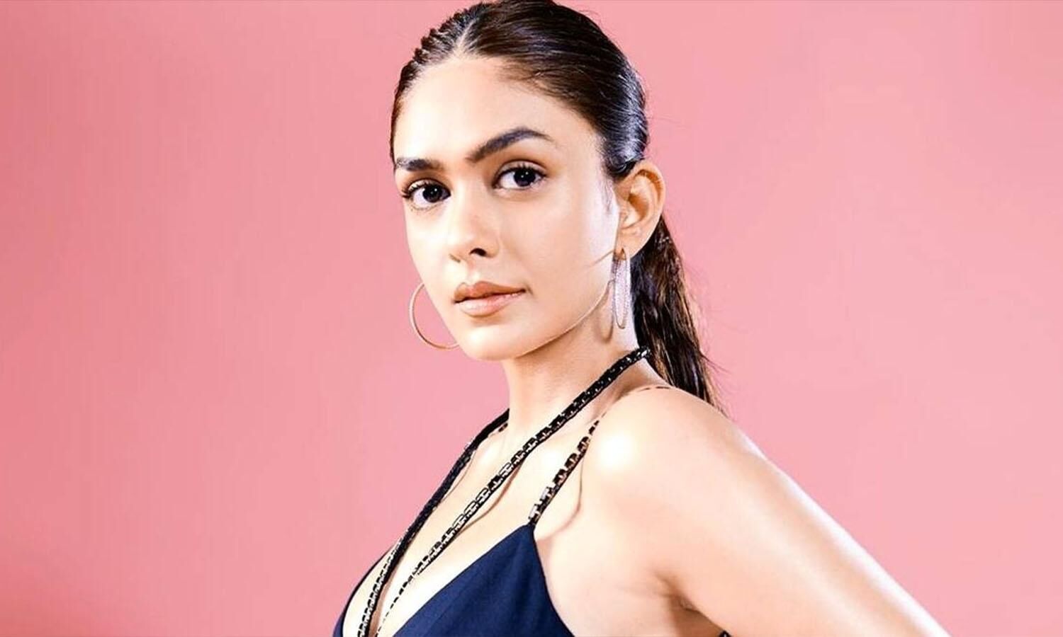 Mrunal Thakur was criticized for playing this young hero's sister