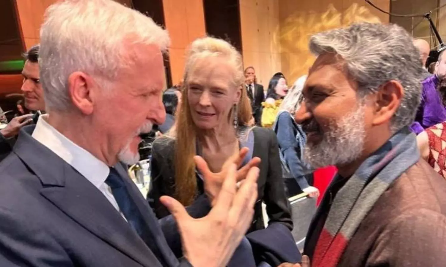 SS Rajamouli happened to meet maverick director James Cameron