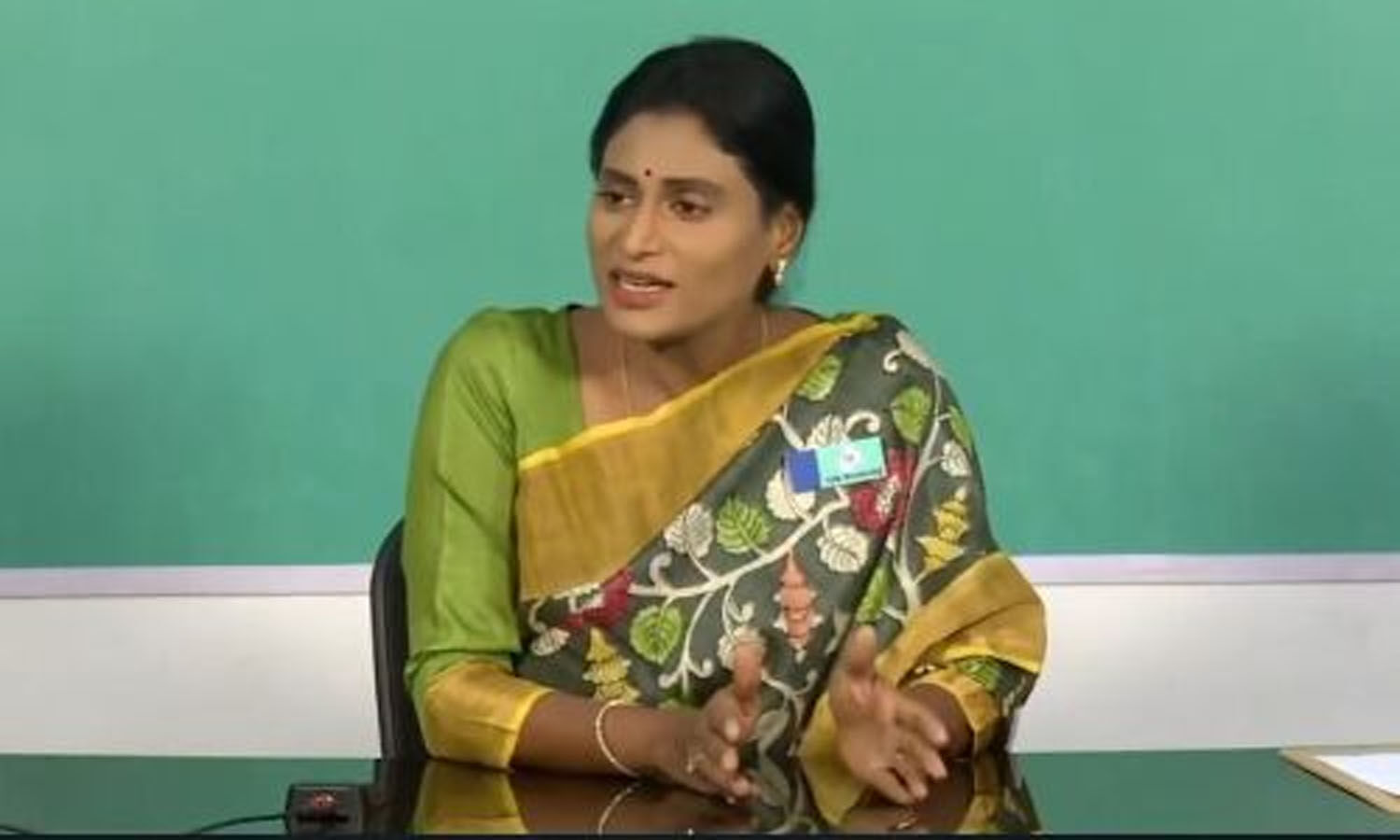 Thief Won't Become Chief Minister: Sharmila Says Supreme Court ...