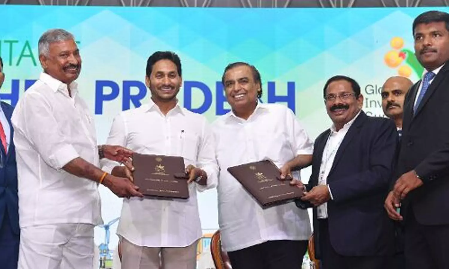 Who all gave investment proposals at GIS2023 in Andhra Pradesh