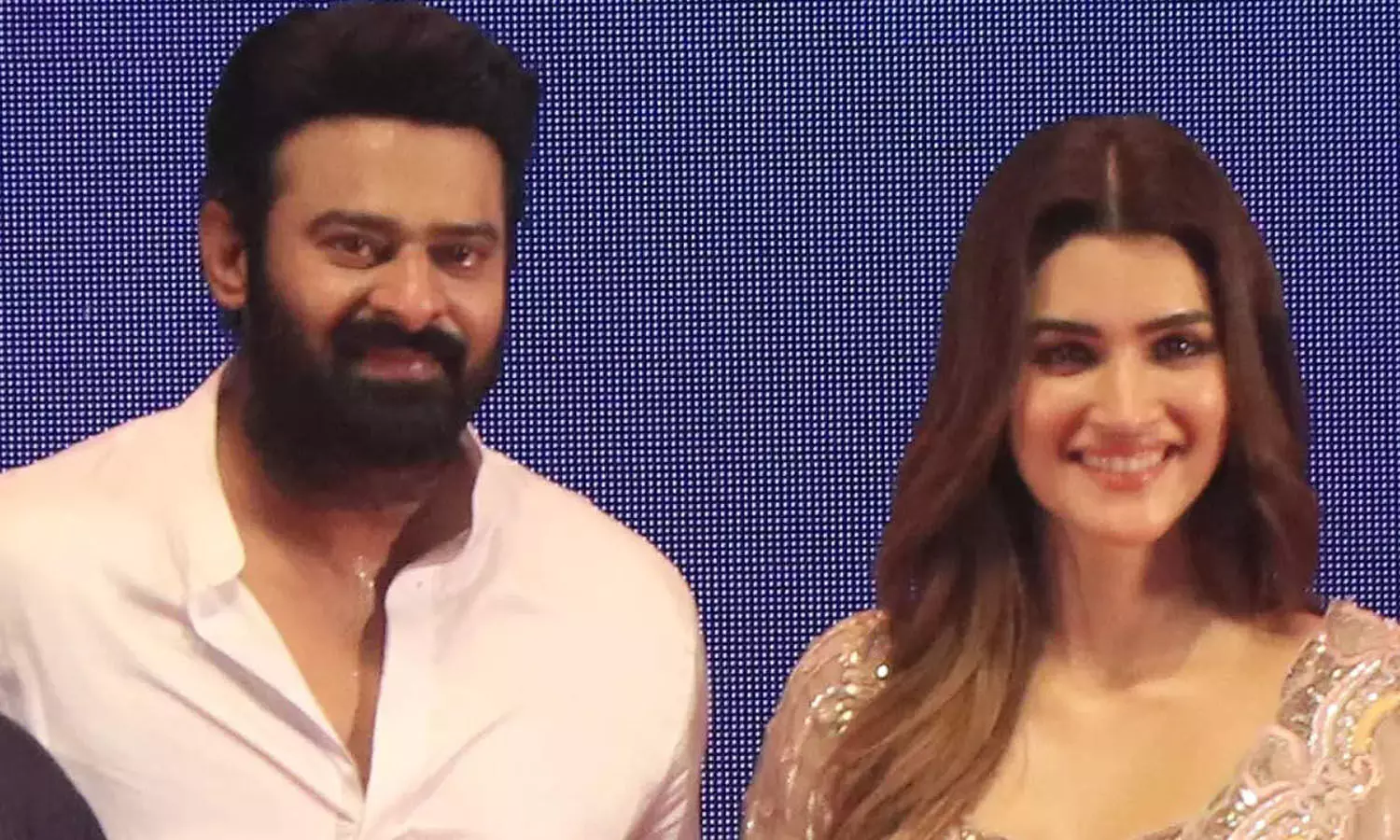 When Prabhas discussed gossip with Kriti Sanon