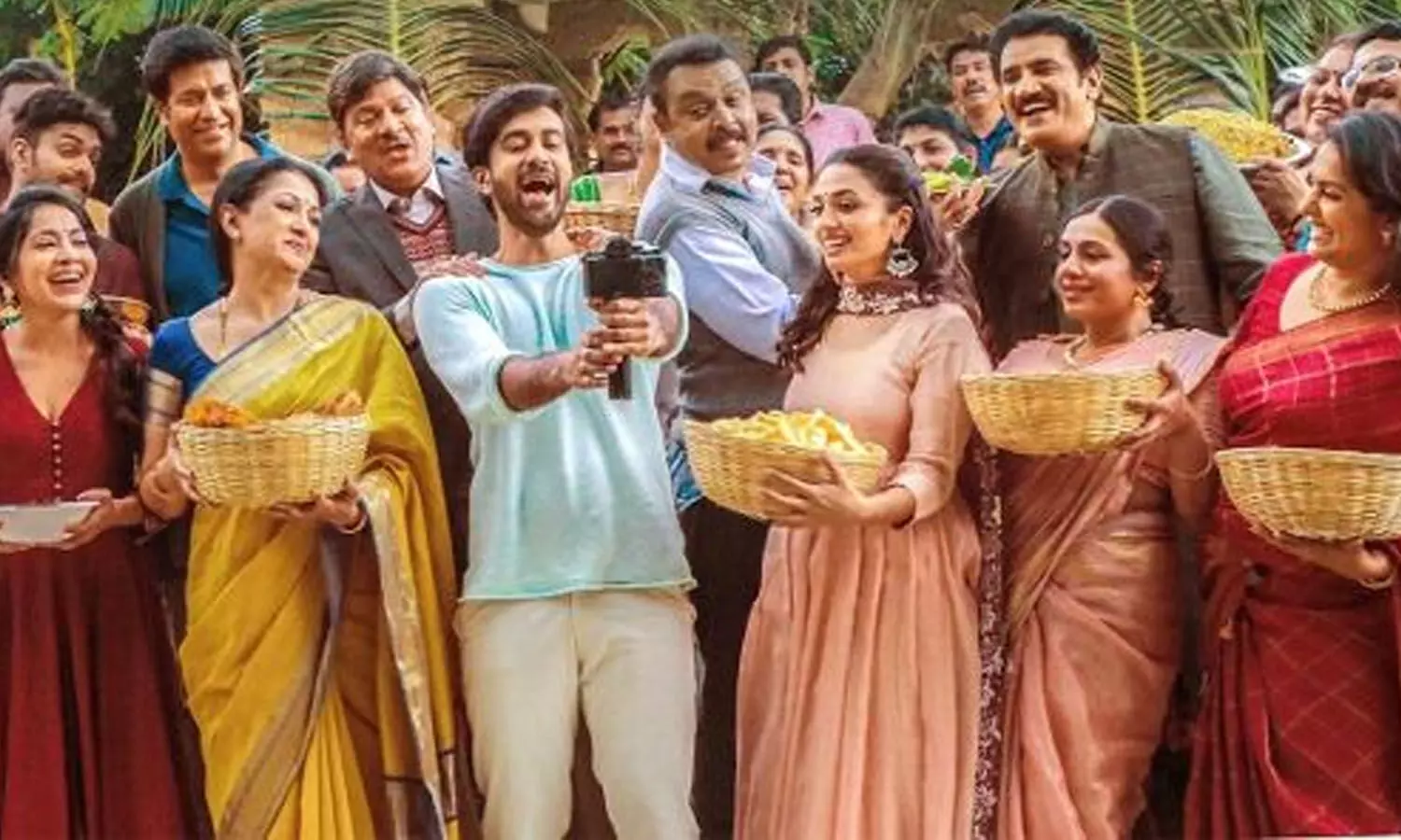 Anni Manchi Sakunamule Trailer: Santosh Sobhan bets high on a family drama