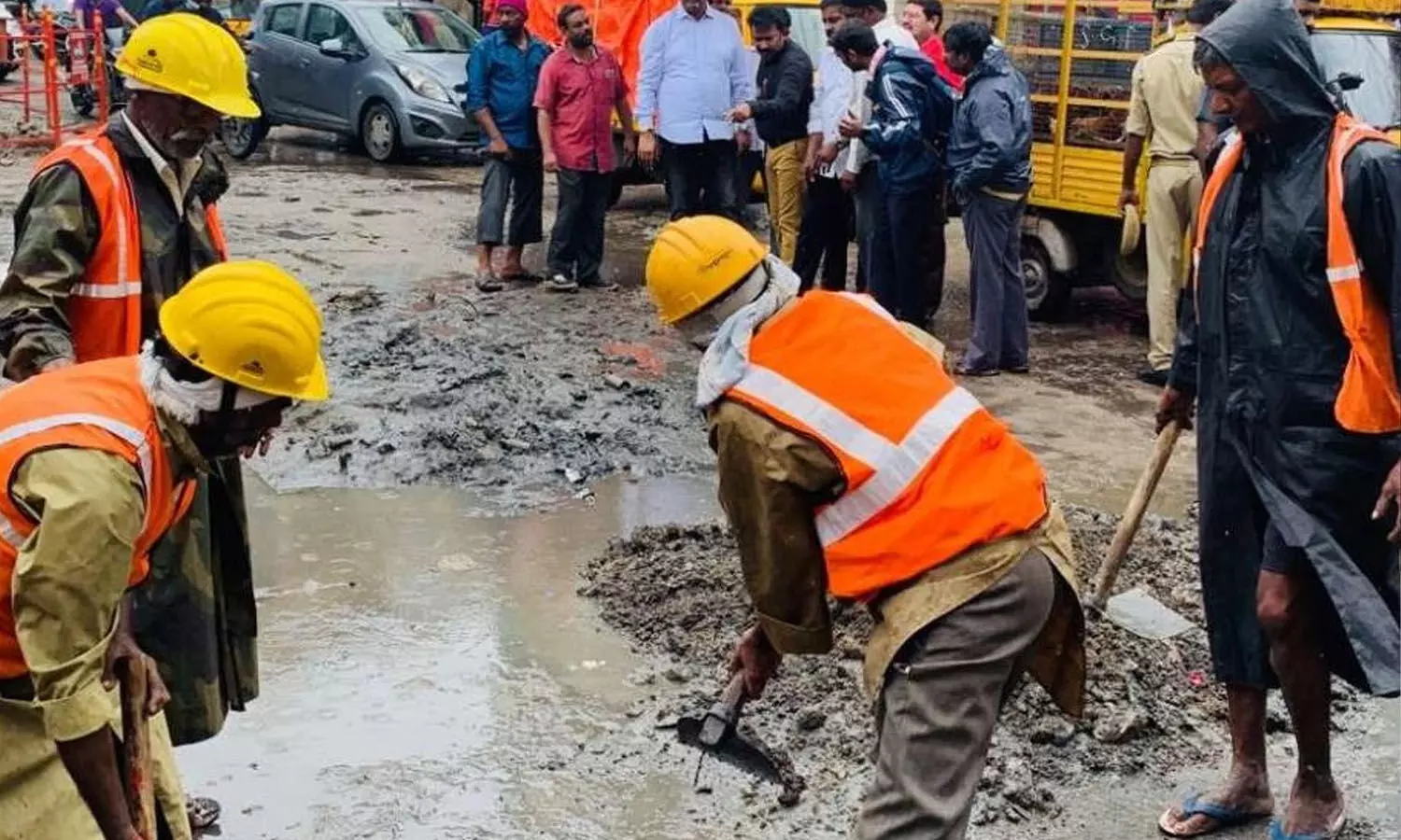 Potholes in Hyderabad to be fixed in 24 hrs; GHMC releases Citizen Charter with 17 promises