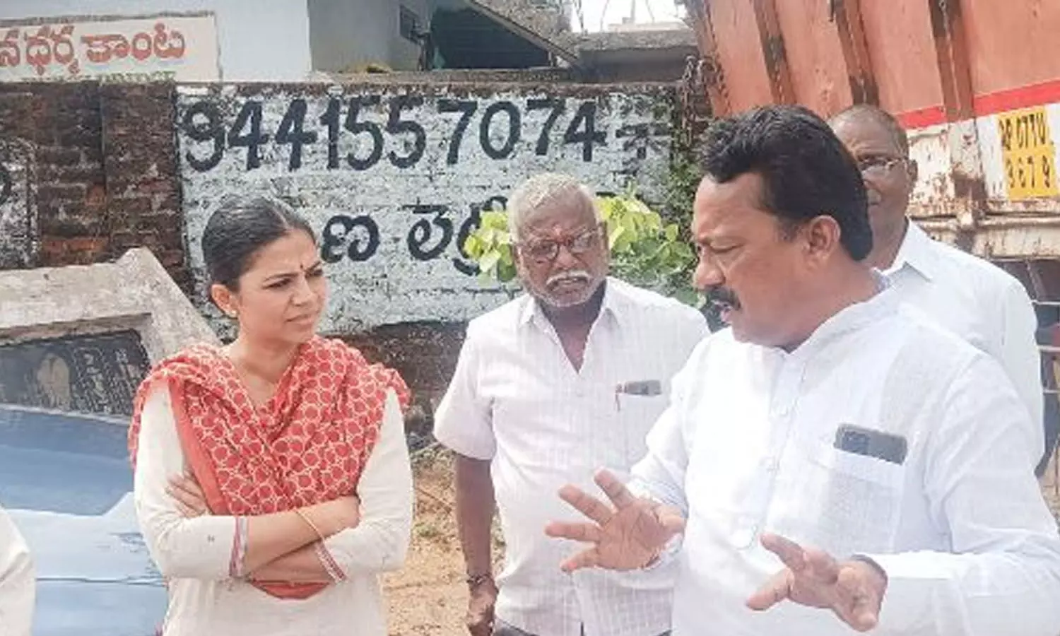 Janagaon BRS MLA Muthireddy’s daughter says she’ll return land grabbed by dad