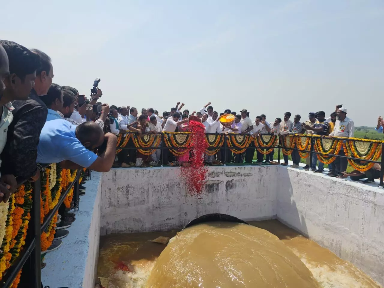 KTR inaugurates Laxminarasimha Swamy Lift under KLIP, to irrigate 50,000 acres in Nirmal