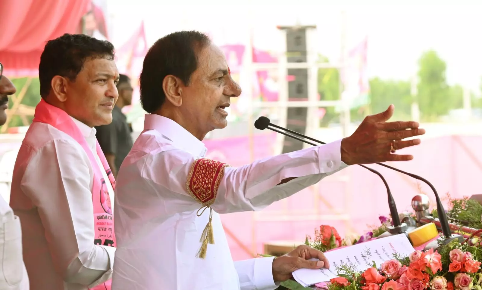 Defeat Congress, it wants your votes not woes, says KCR