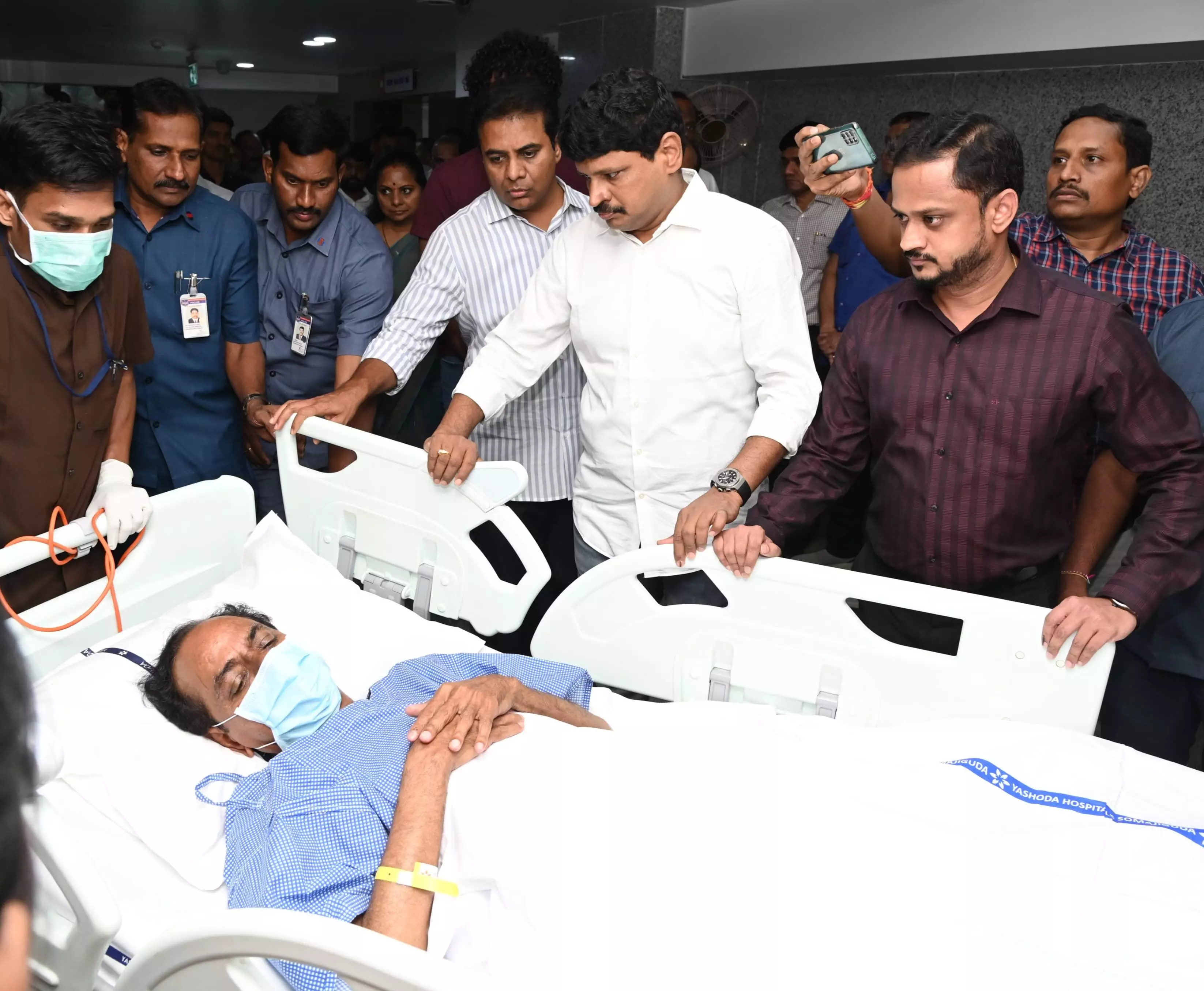 YS Jagan wishes KCR speedy recovery