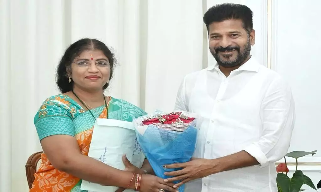 Ex-DSP Nalini meets Telangana CM Revanth Reddy