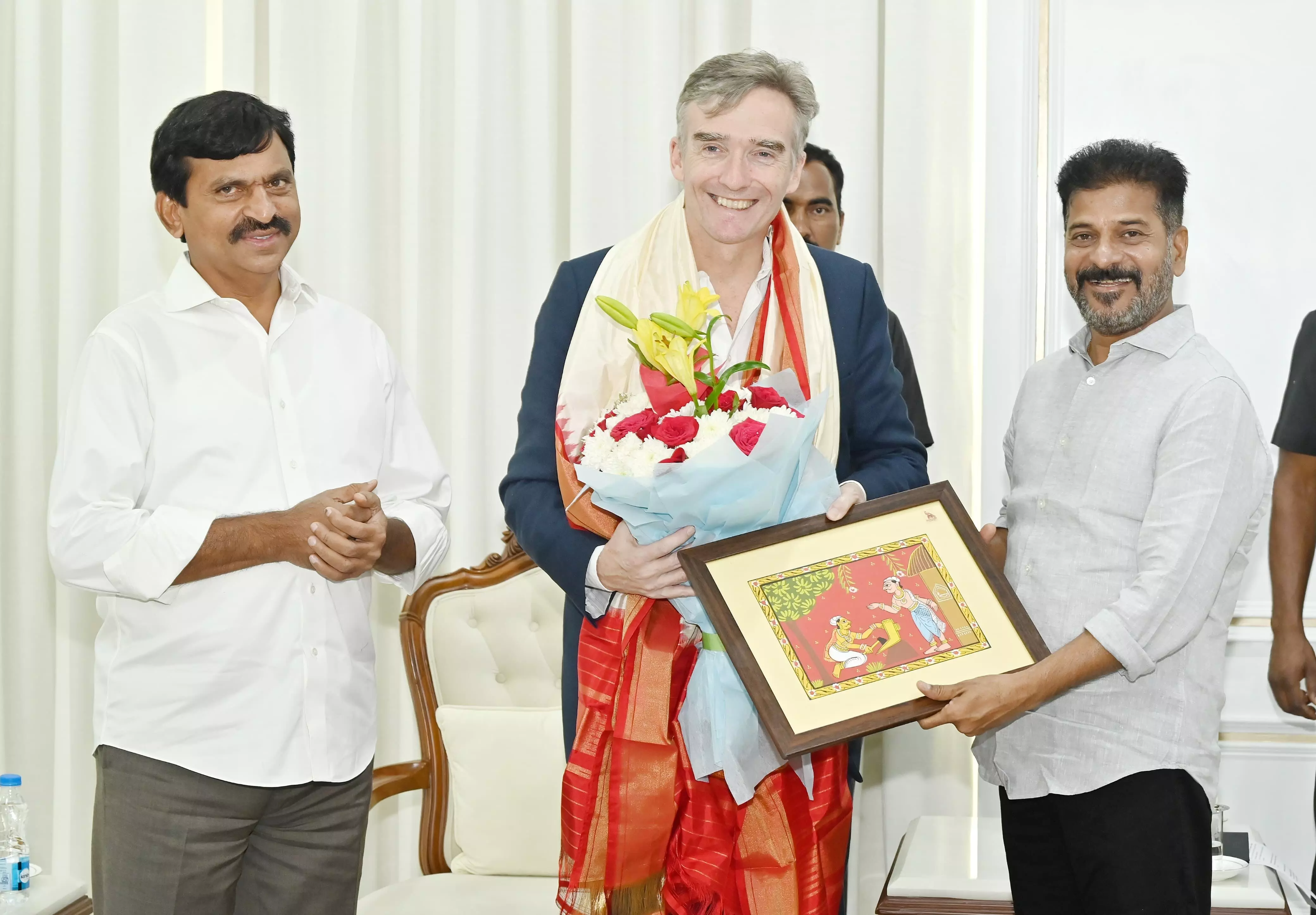 British High Commissioner Alexander Ellis calls on CM, to extend support to Musi riverfront, eco-tourism