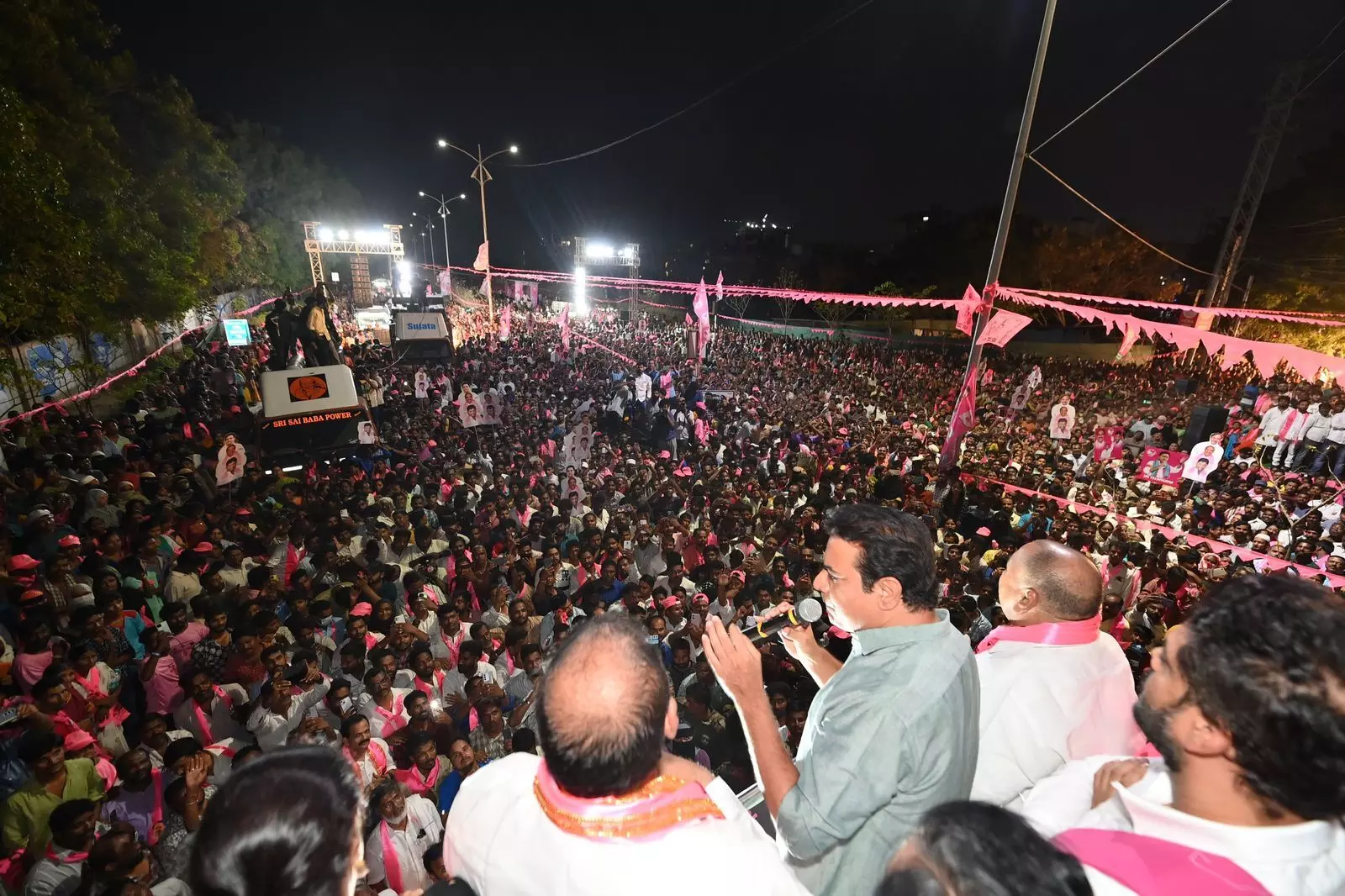 Greater Hyderabad prefers KCR over Congress: KTR