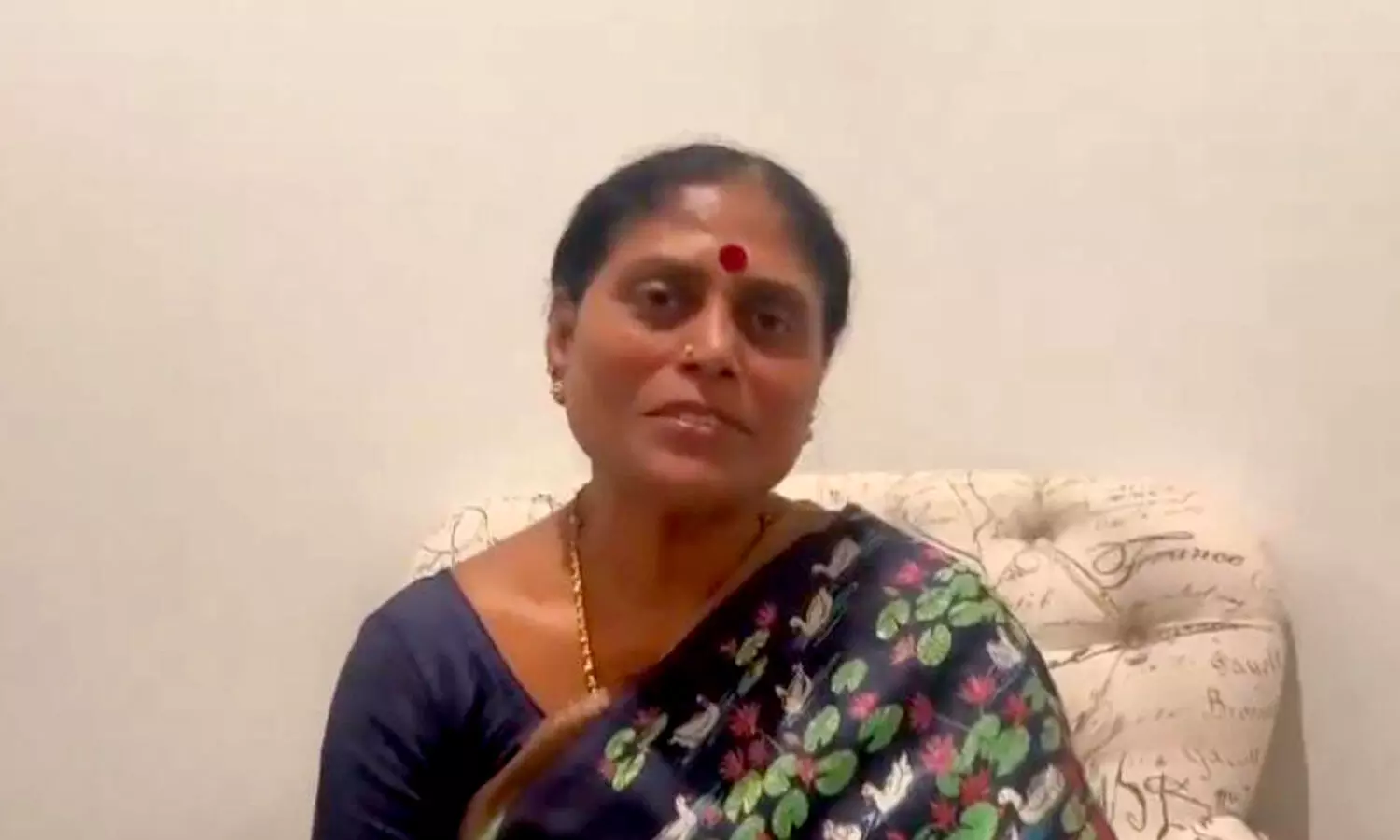 YS Vijayamma endorses daughter YS Sharmila for Kadapa, urges voters support