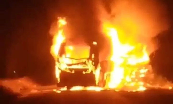 Six including two drivers killed in fire when tipper rams into private bus near Chilakaluripet