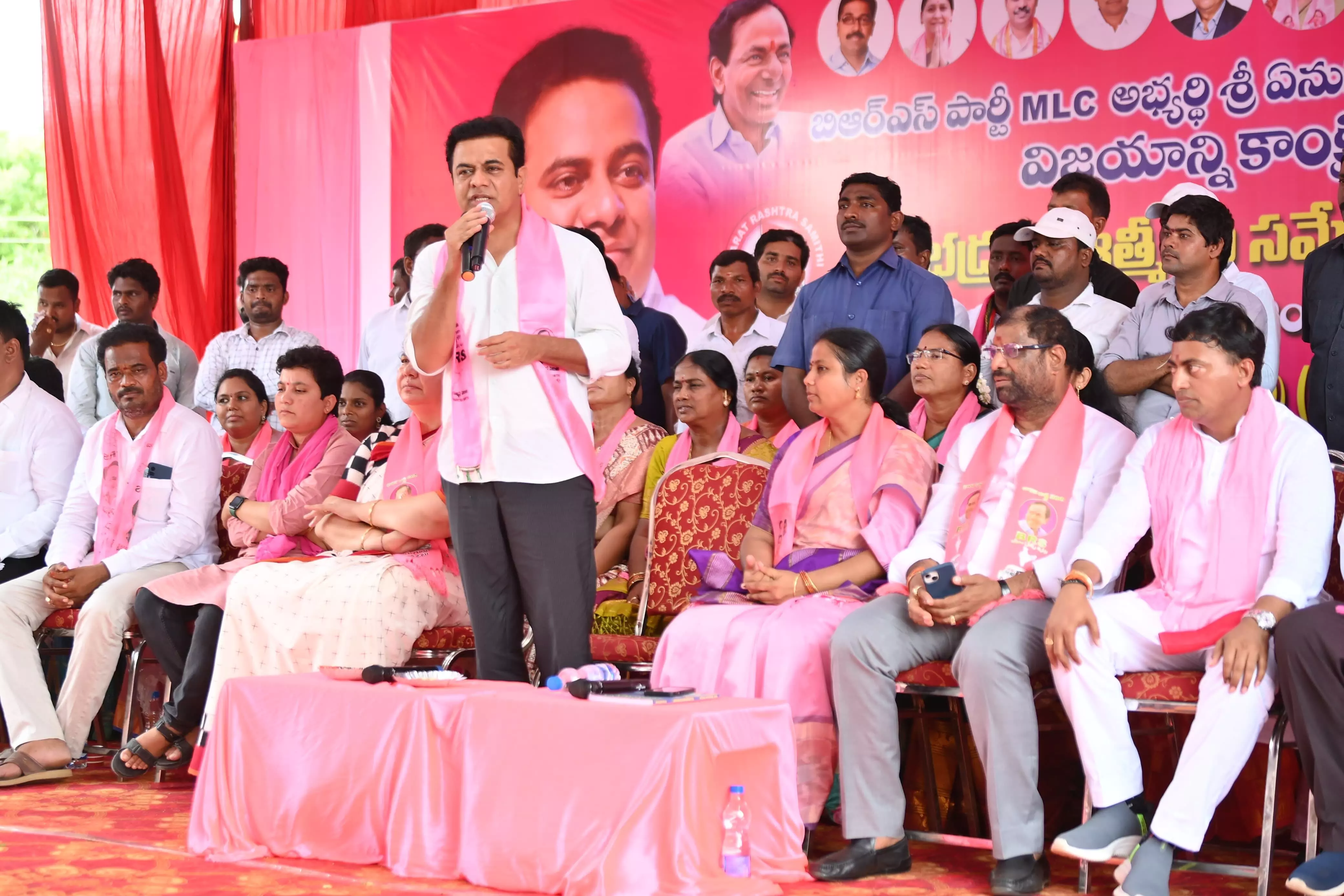 We need people to question, not to praise Government, KTR at MLC poll campaign