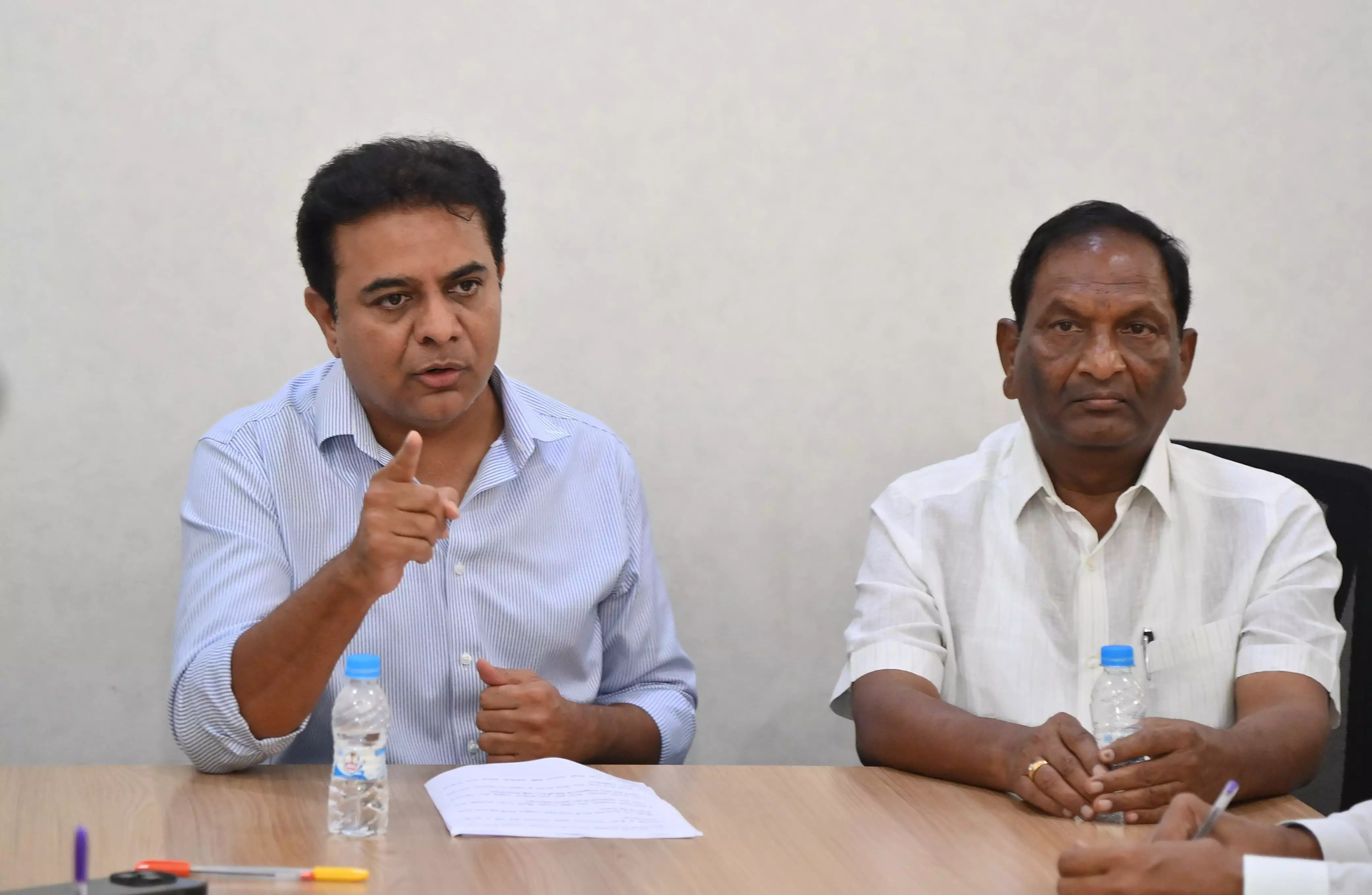 Revanth Reddy in cahoots with BJP at Centre to privatise Singareni: KTR