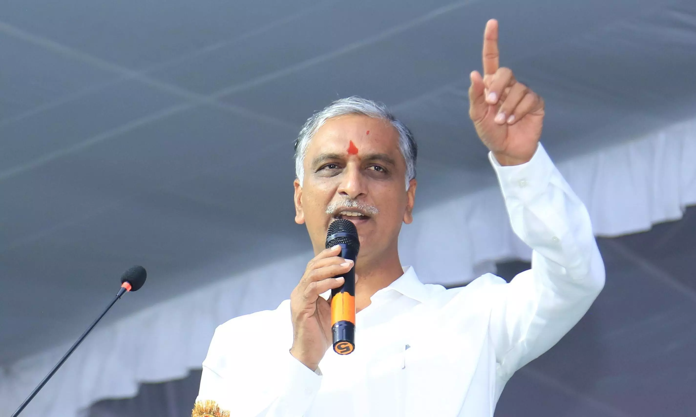 Congress put rural Telangana on backburner, village administration collapsed: Harish Rao