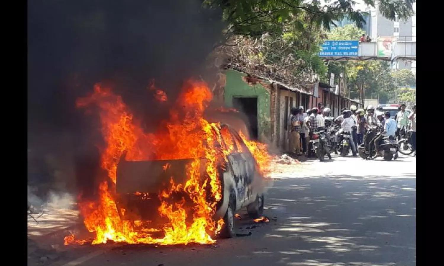 Car catches fire near Secunderabad Railway Station, driver escapes unharmed