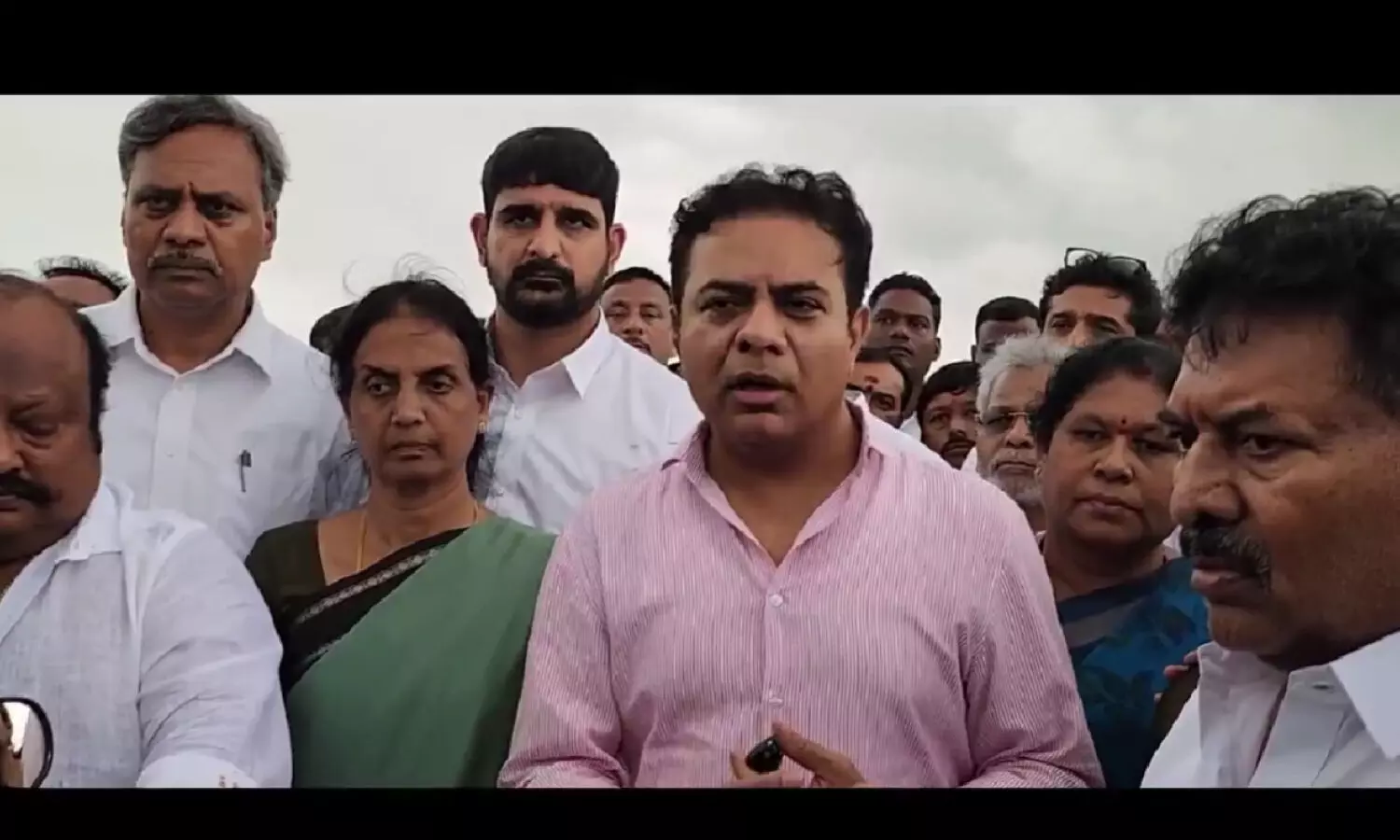 KTR demands filling of Kaleshwaram reservoirs by August 2, warns of farmer protest