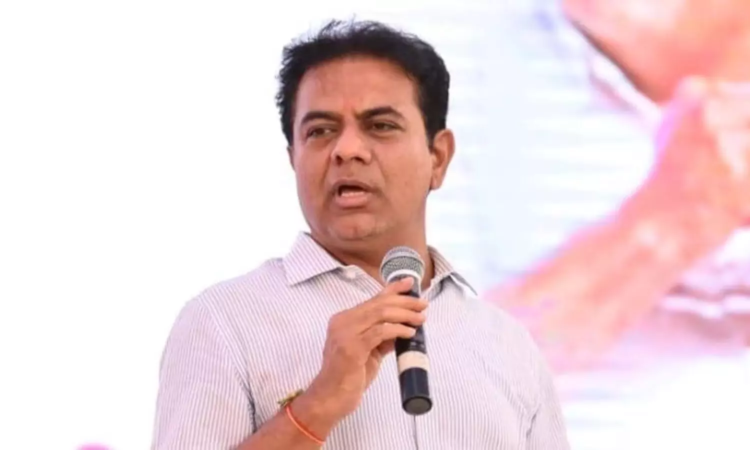 KTR criticises BJP government for neglecting Hyderabad Metro Rail expansion