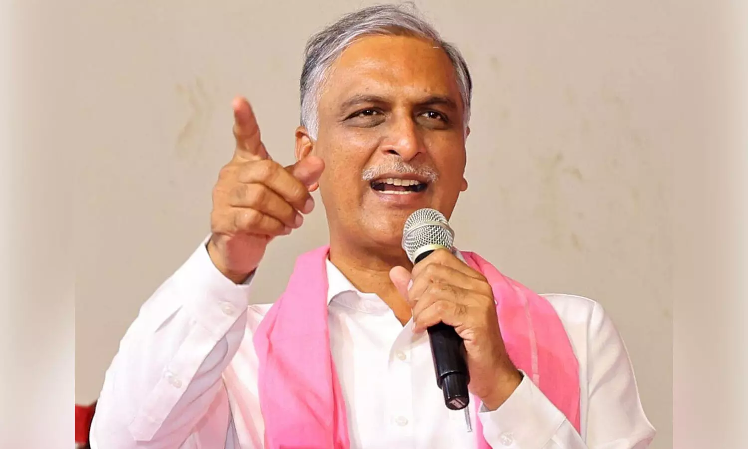 Harish Rao accuses Revanth Reddy of misleading Assembly, calls for privilege motion