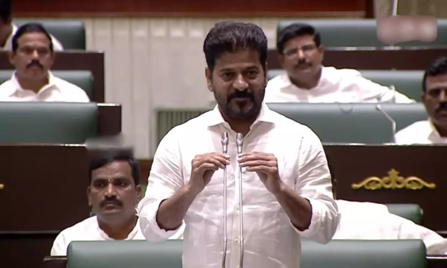 Revanth Reddy criticises KCR for resisting investigation into power project irregularities