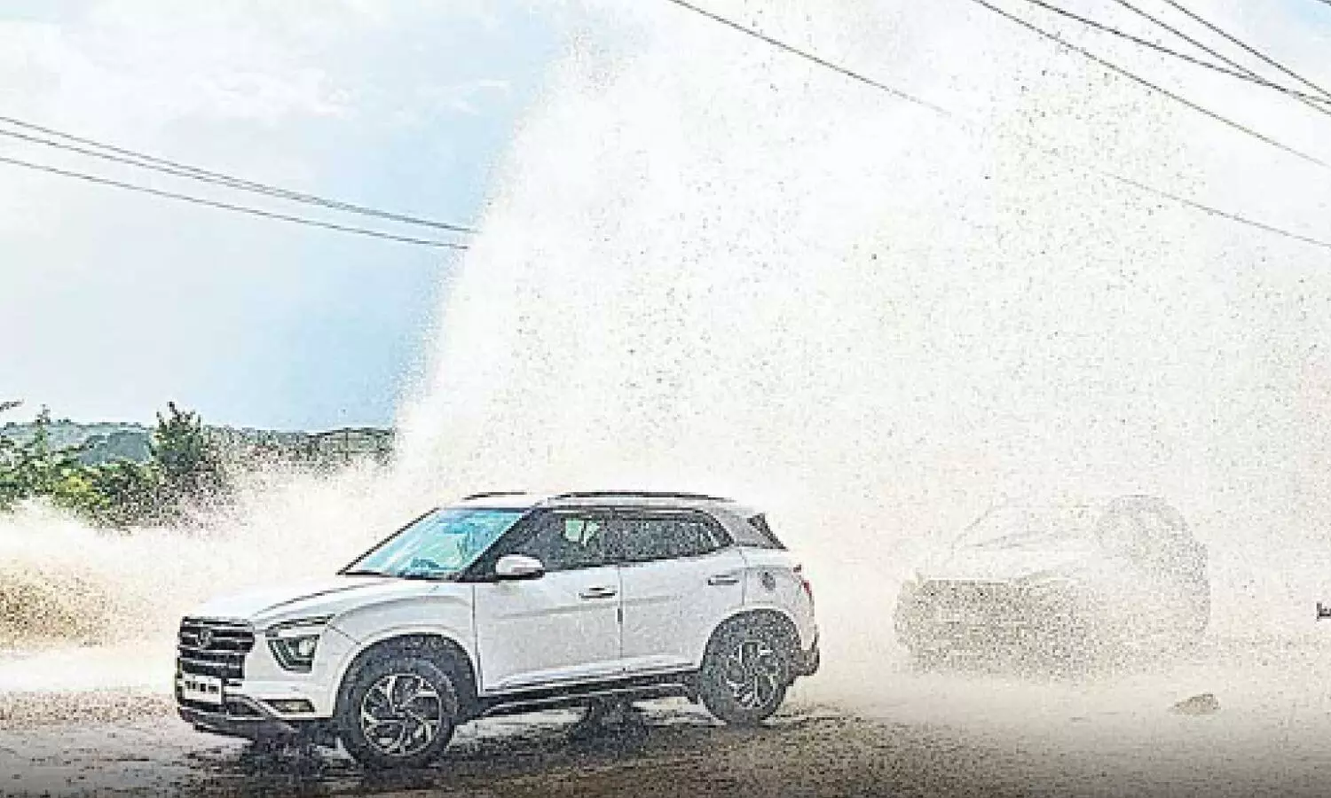 Mission Bhagiratha pipeline damaged by tipper in Kondurg, causing water flooding on road