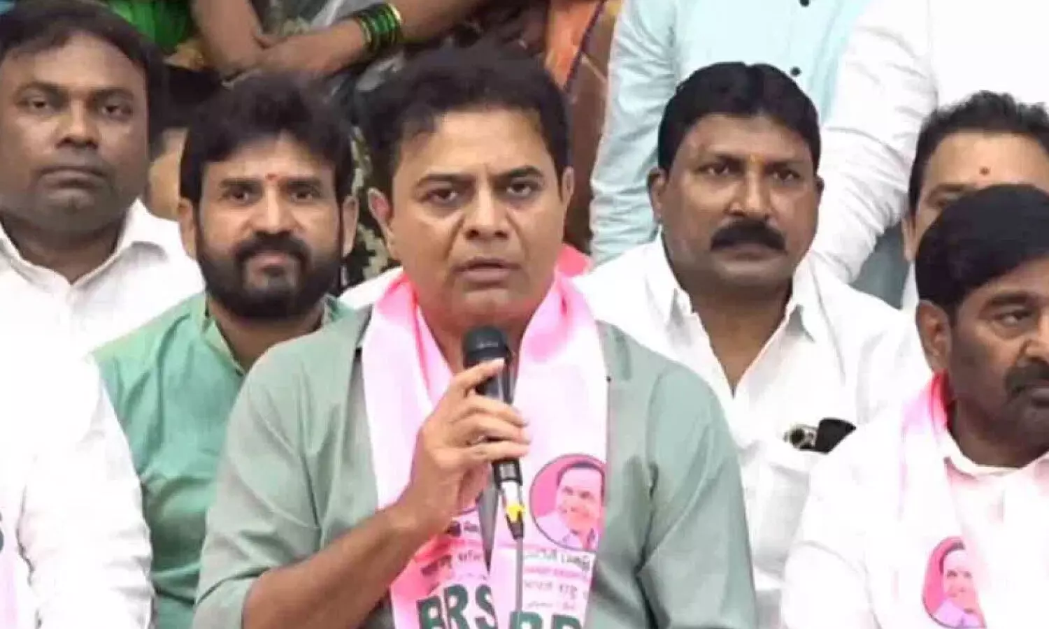 KTR mocks Revanth Reddy’s claim on Rajiv Gandhi inventing the computer