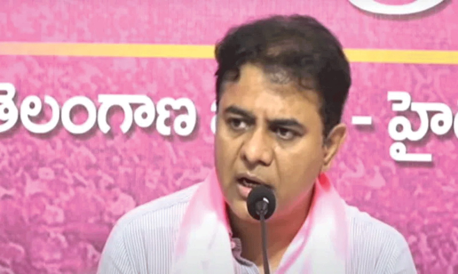 KTR alleges massive scam in Musi Riverfront project, criticises demolitions