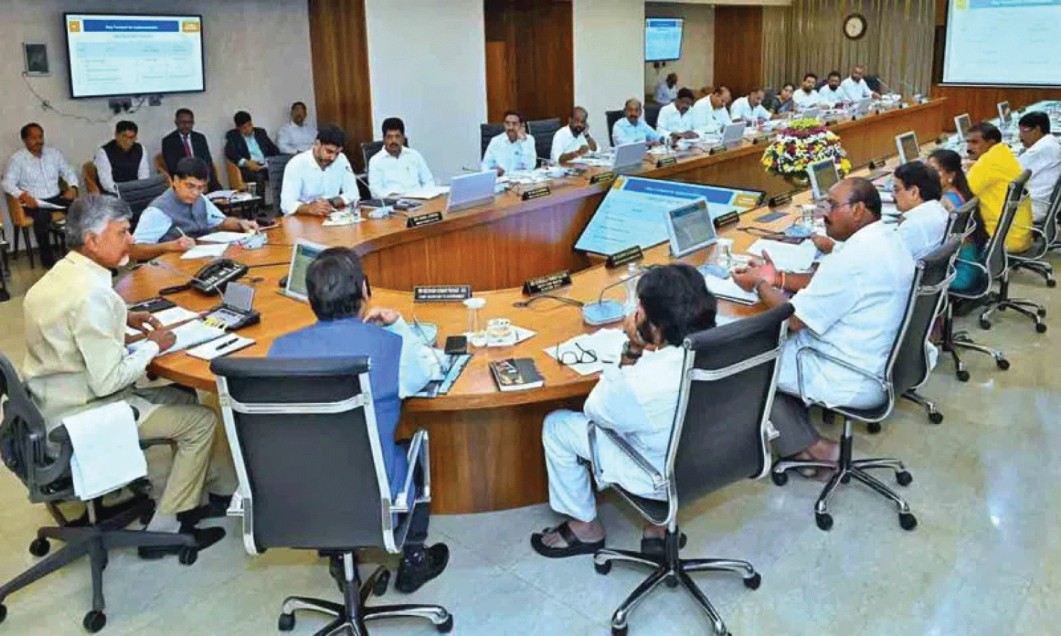 AP Cabinet meeting on October 10 to discuss new liquor policy