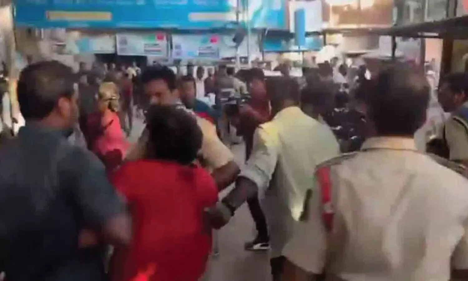 Tension in Hyderabads Ashok Nagar as police lathi charge Group-1 protesters